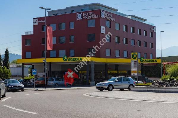 AGROLA Tankstelle & LAVEBA Shop