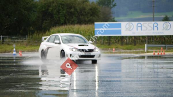 ASSR Antischleuderschule