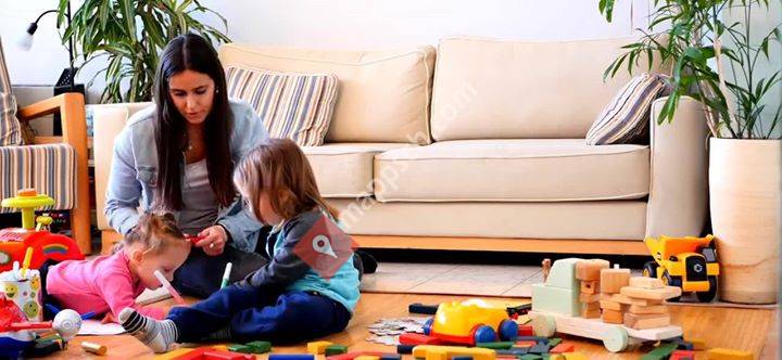 Baby Sitter - Dog Sitter