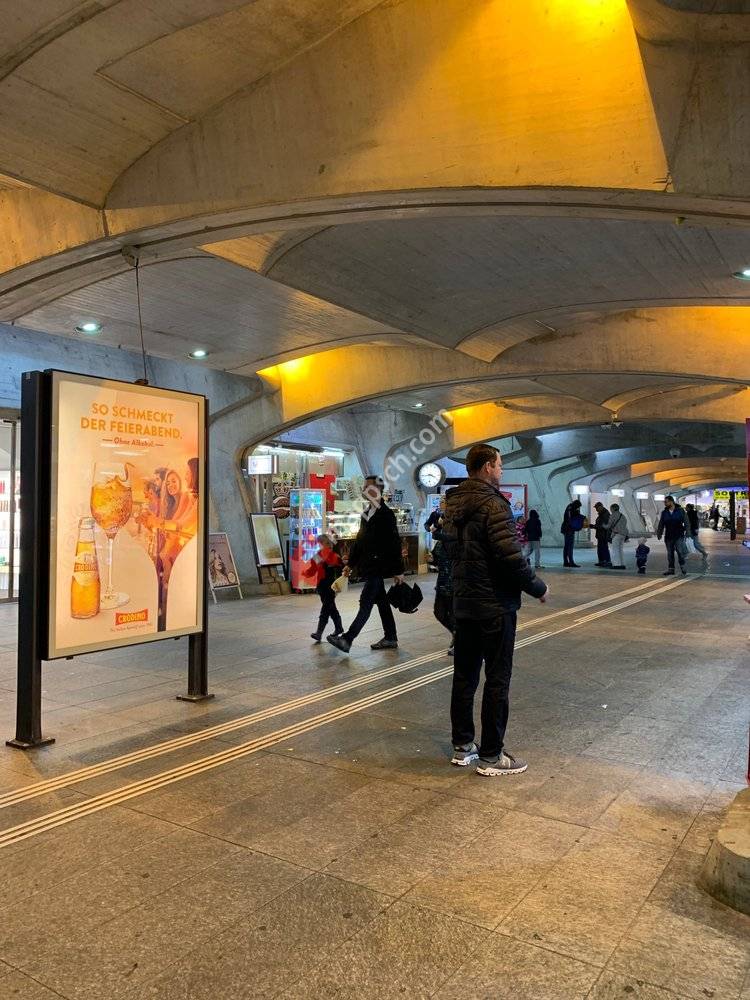 Bahnhof Zürich Stadelhofen