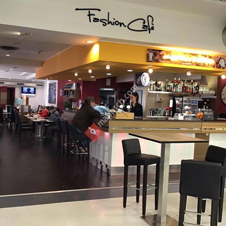 Fashion Cafè