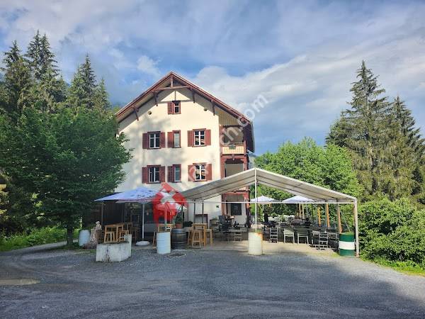 Gasthaus Crestasee