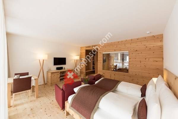 IN LAIN Holzmanufaktur Cadonau