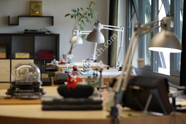 Initium - Initiation to watchmaking courses