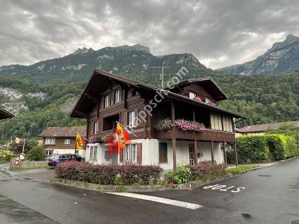 Iseltwald, Dorfplatz