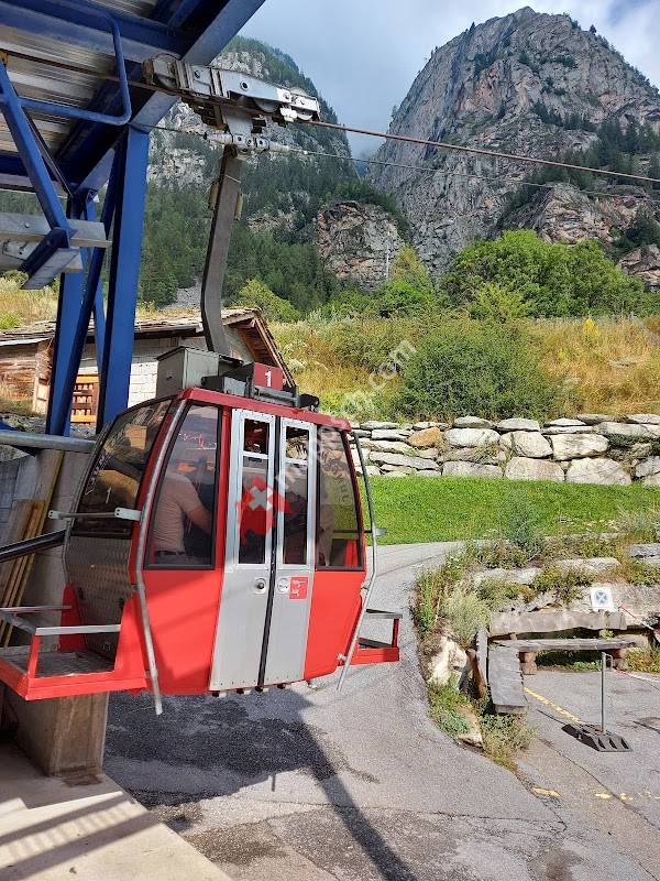 Luftseilbahn St. Niklaus - Jungen