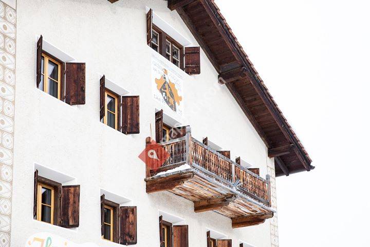 Meisser Lodge, Guarda