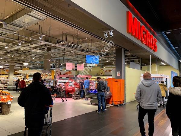 Migros-Supermarkt - Stans - Länderpark