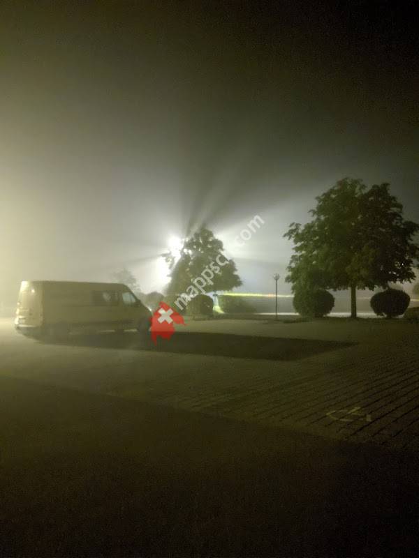 Parkplatz Schule Schenkon