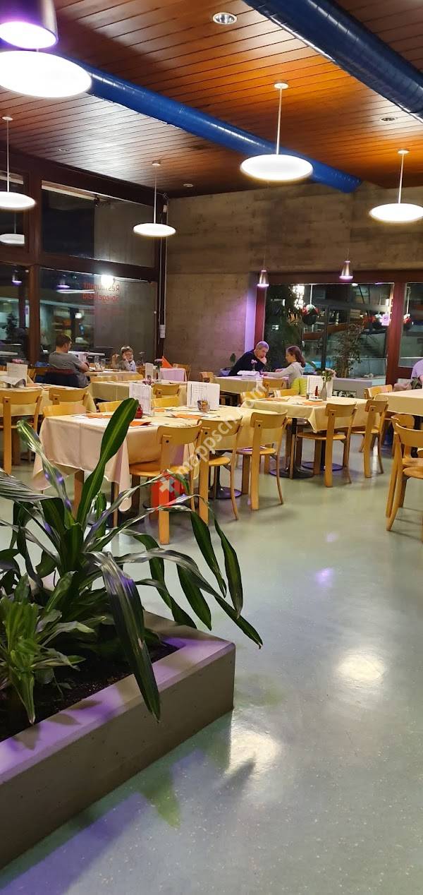 Restaurant & Pizzeria Spiegelfeld