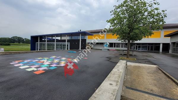 Schulhaus Sempach-Station