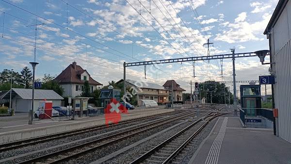 Täuffelen, Bahnhof