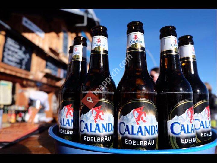 Tegia-Bar, die sonnigste Schneebar in der Surselva