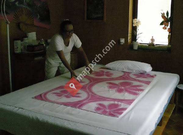 THAI MASSAGE bei Aree Hofmann