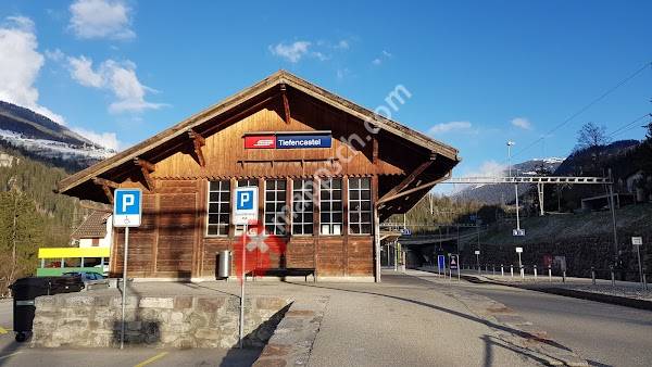 Tiefencastel, Staziun