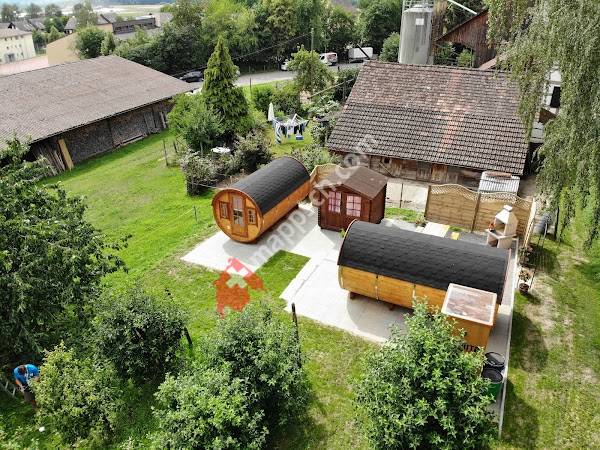 Übernachten im Fass