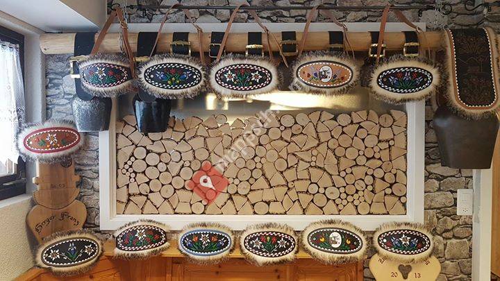 Zuttis Riemenstickerei